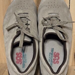 SAS Women's Taupe Suede Lace-Up Flats